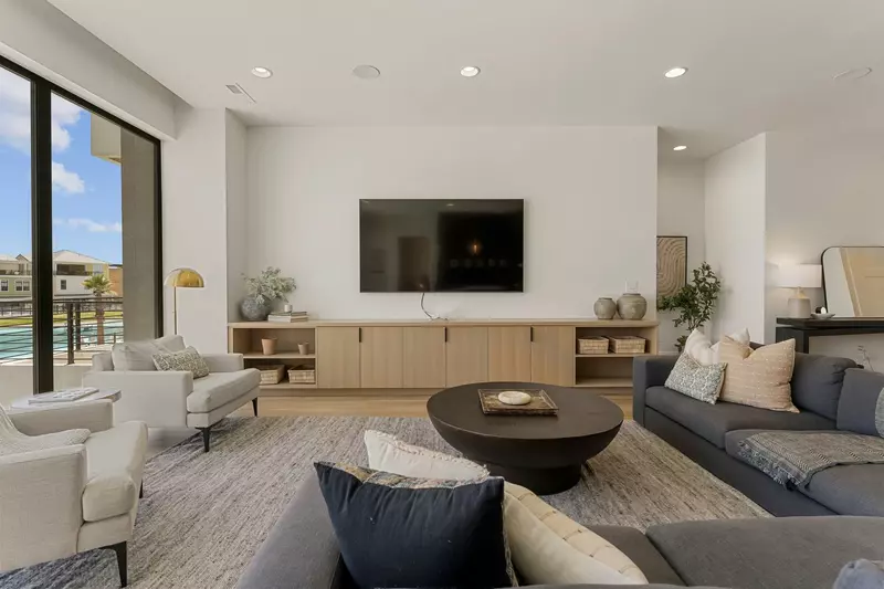 2nd Family Room
