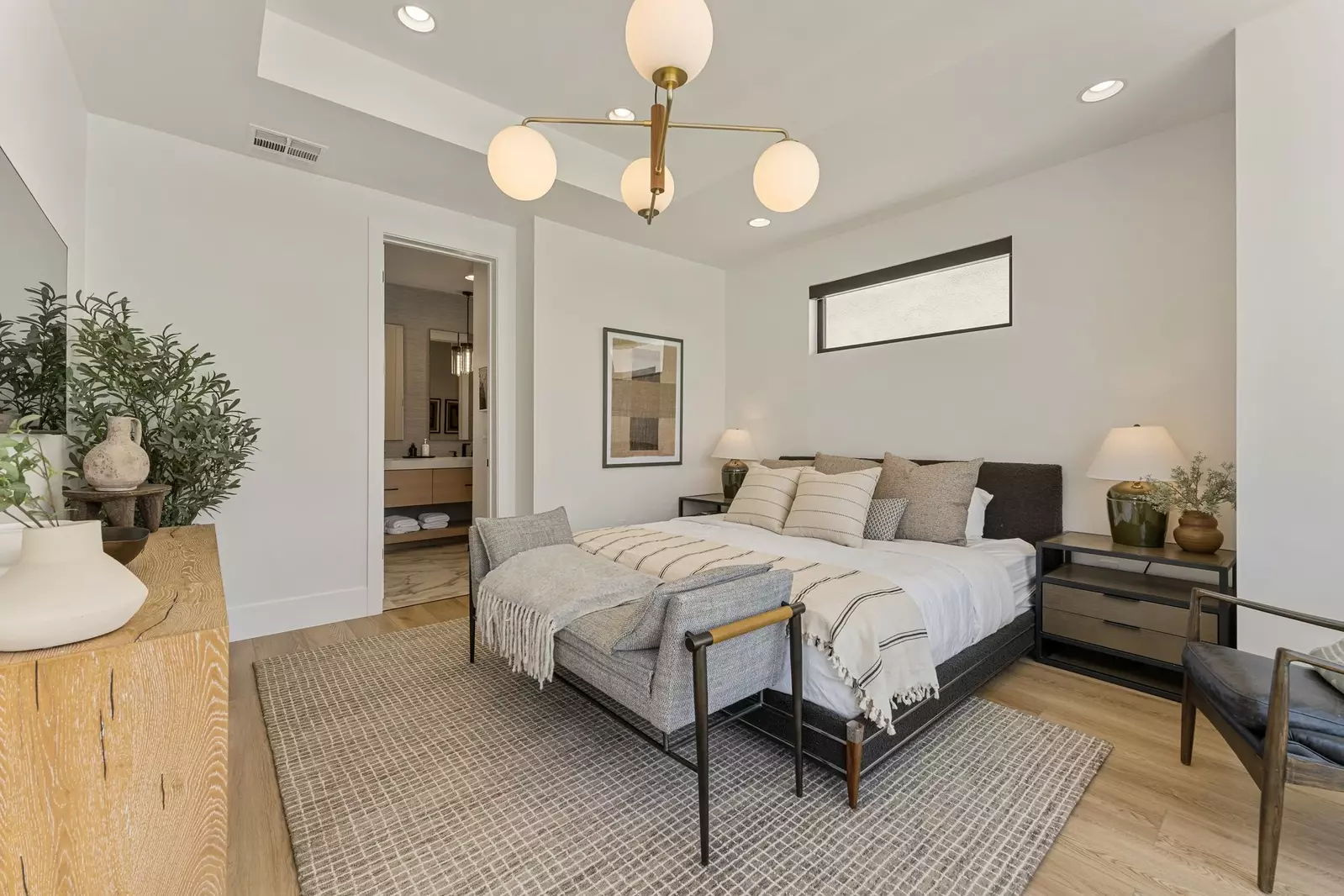 King Bedroom
