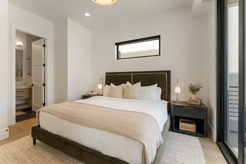 King Bedroom