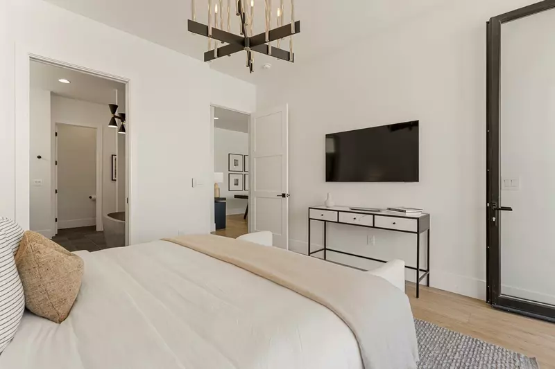 King Bedroom