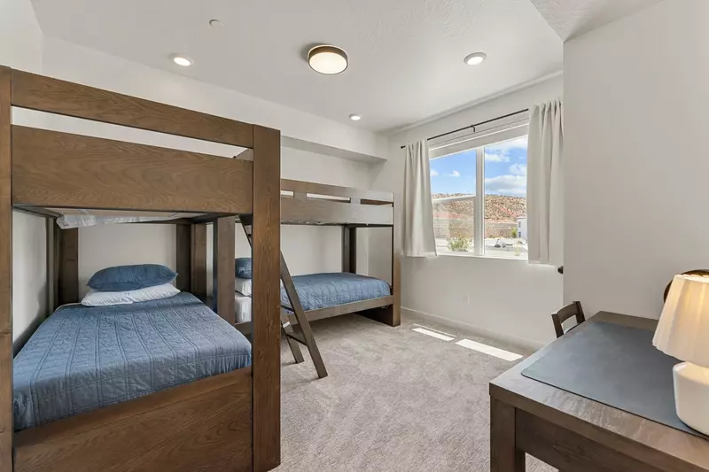 2 Twin/Twin Bunk Beds