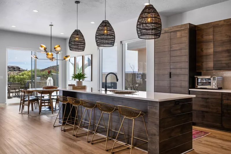 House 2: Fully Equipped Kitchen