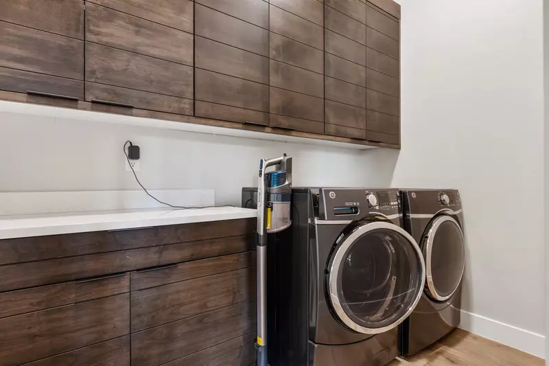 House 2: Laundry Area