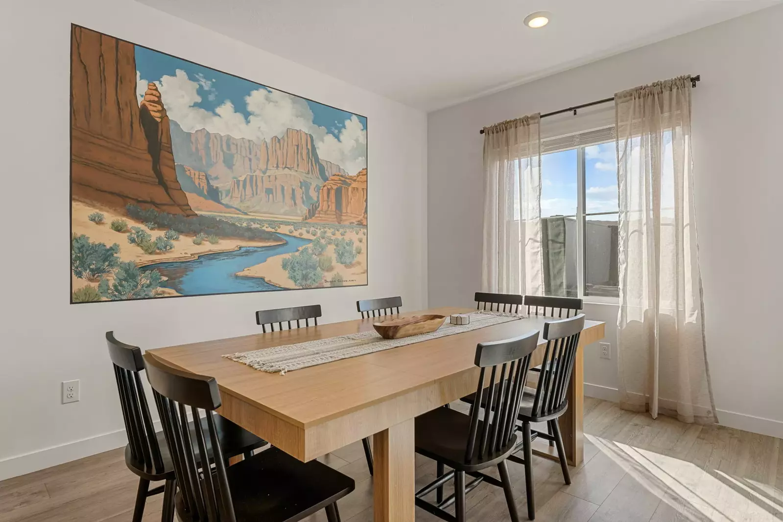 Dinning Table
