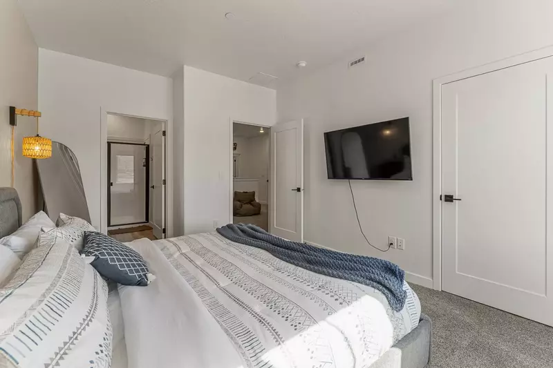 King Bedroom