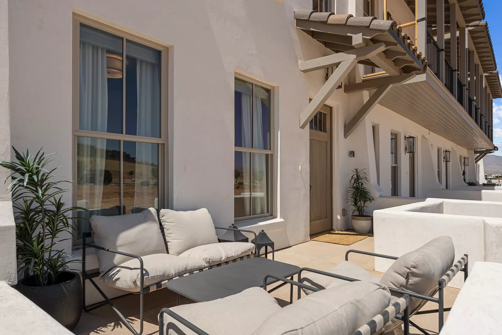 Front Seating Area