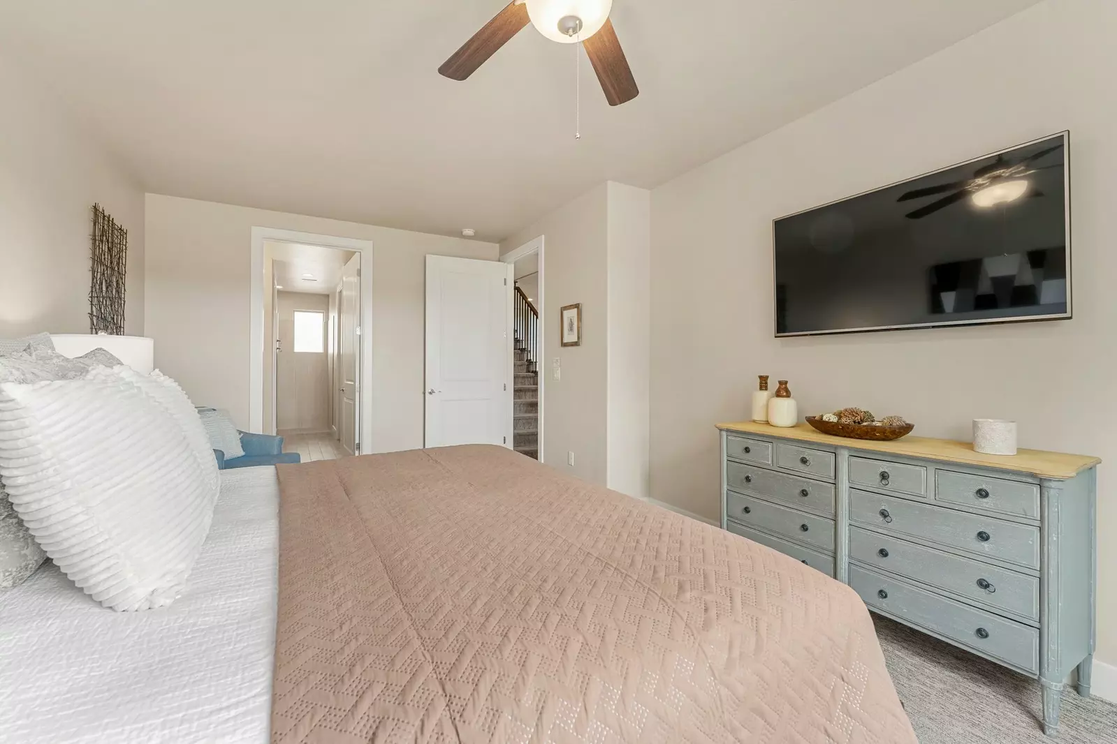 King Bedroom
