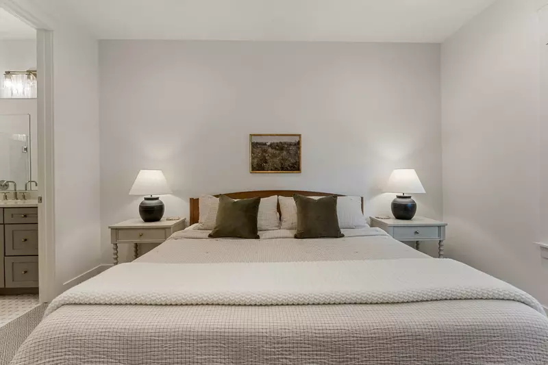 King Bedroom