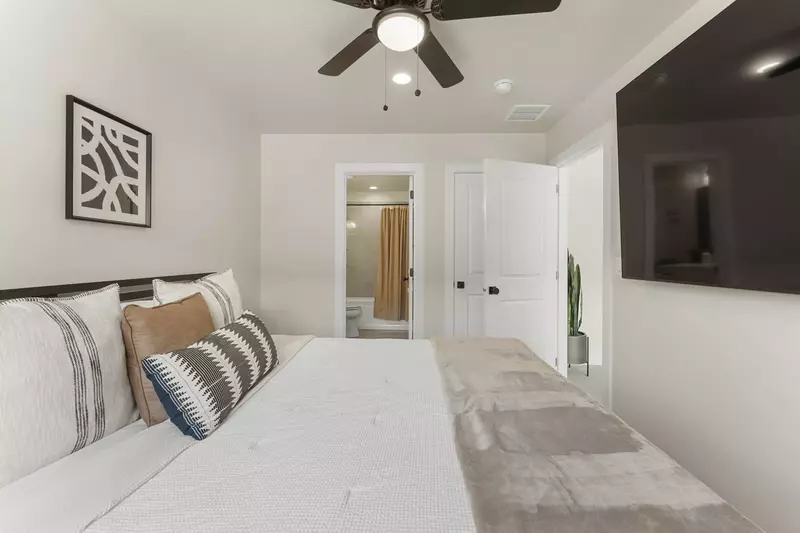 King Bedroom
