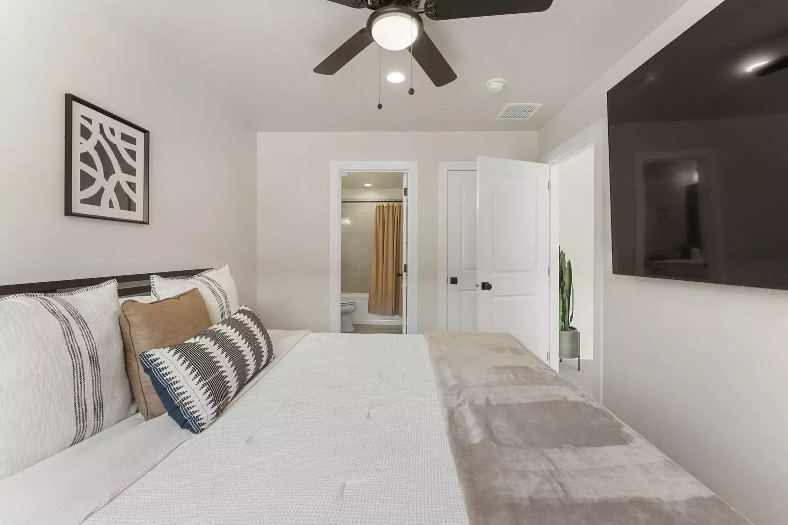 King Bedroom