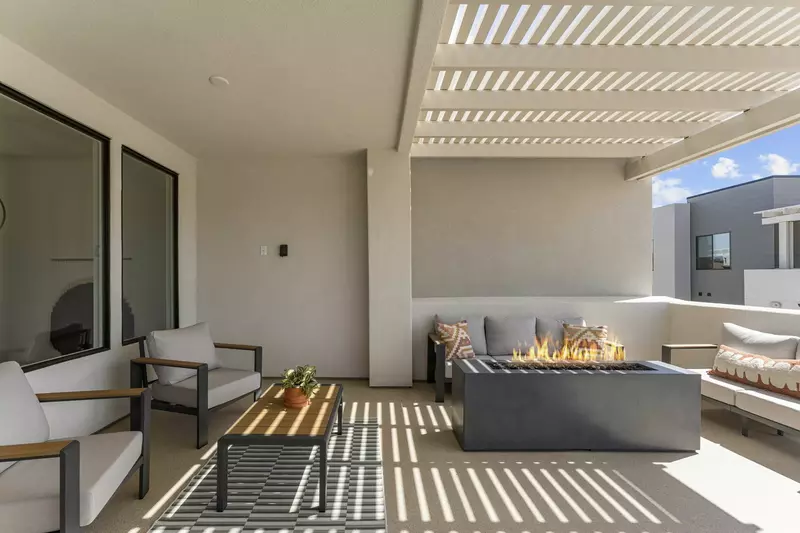 Private Hot tub + Fire Pit