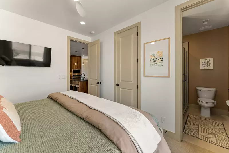 King Bedroom