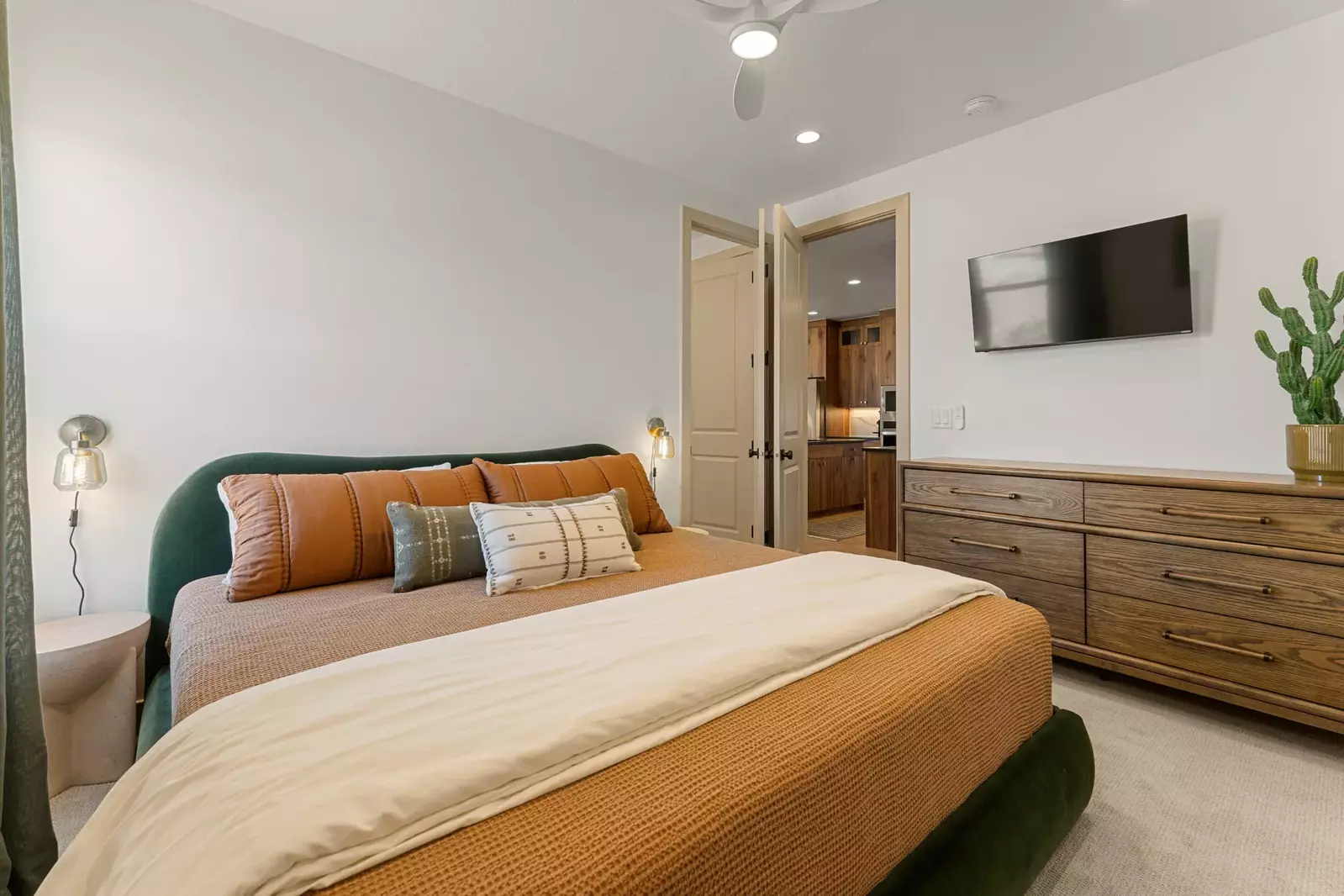 King Bedroom