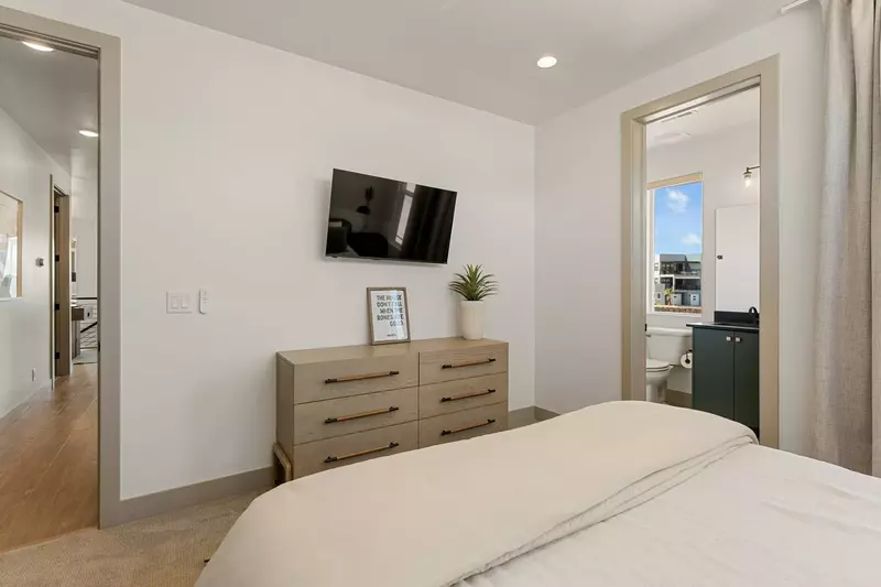 King Bedroom