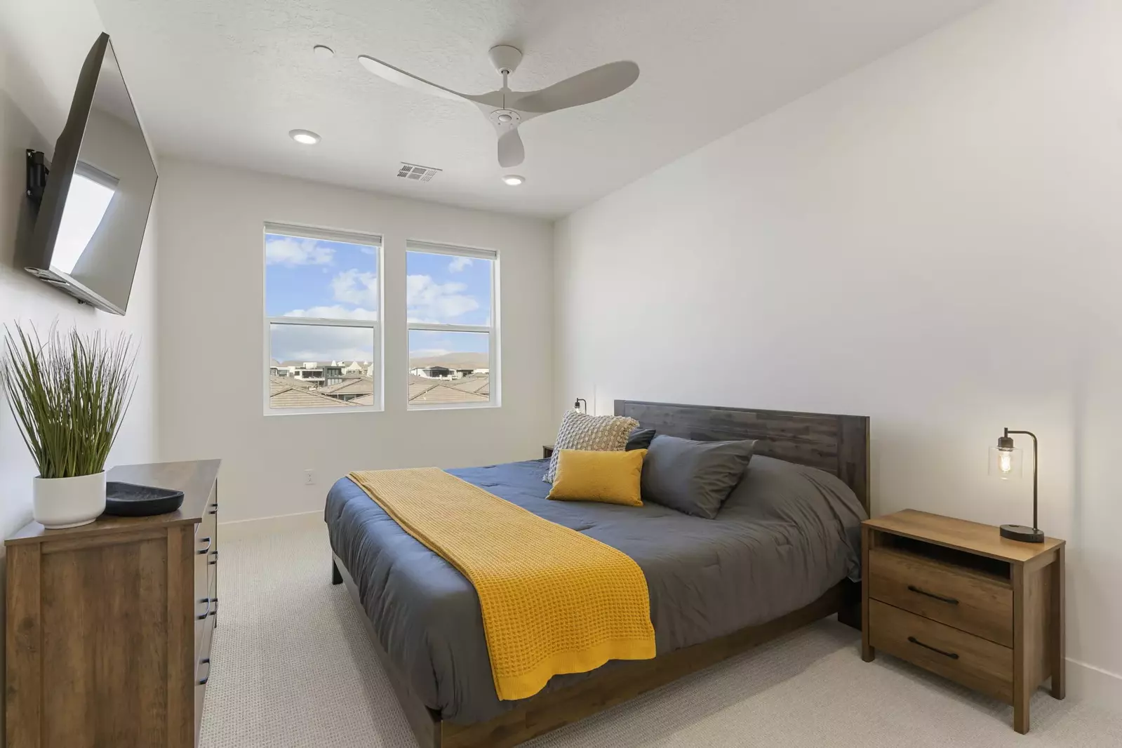 King Bedroom