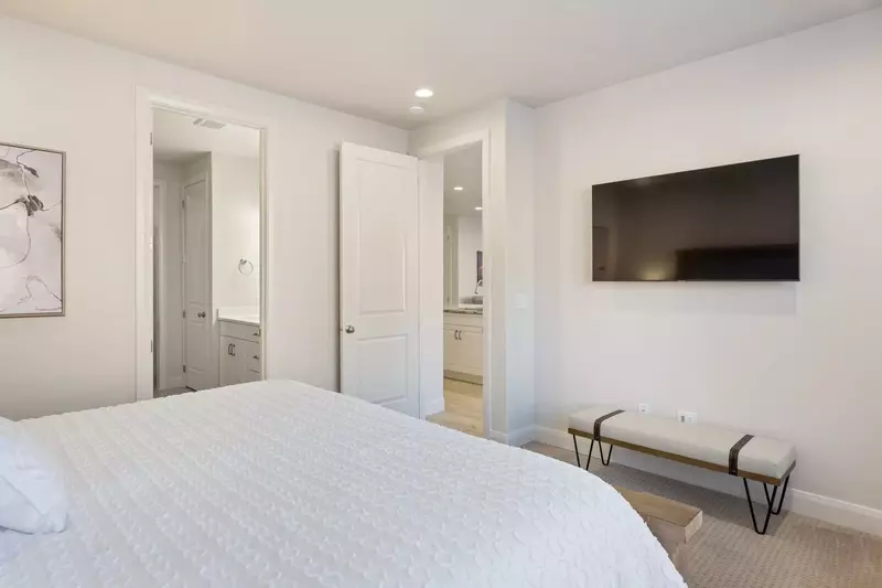 King Bedroom