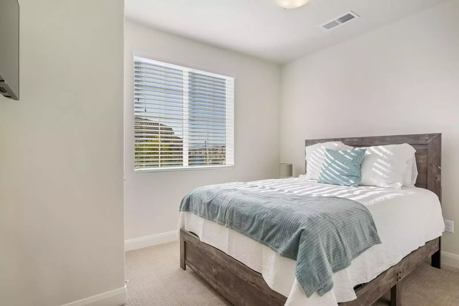 Queen Bed