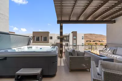 Private Hot Tub