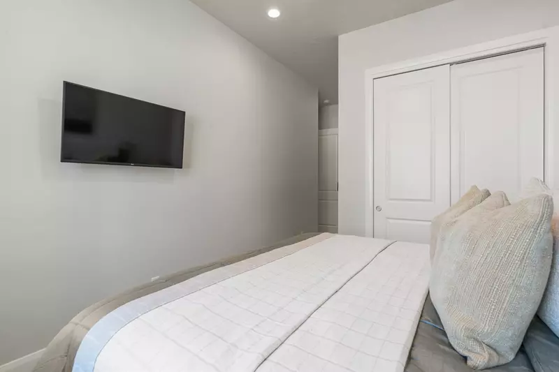 King Bedroom