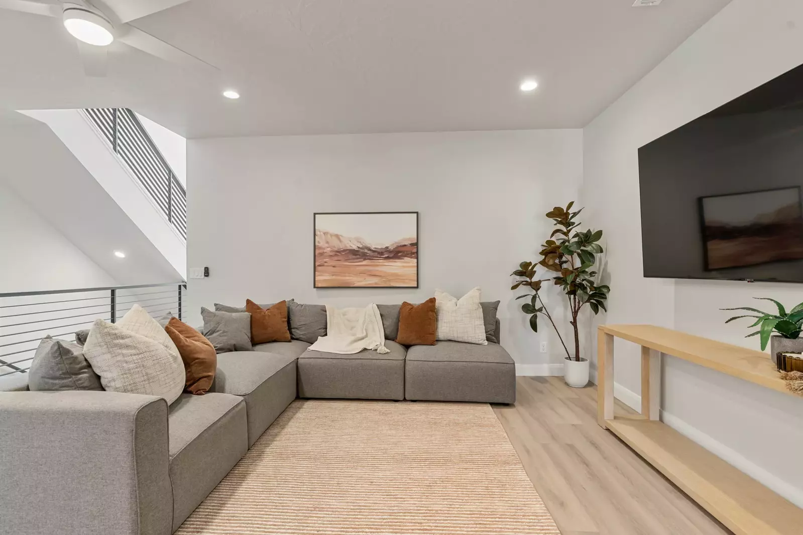 2nd Floor Family Room