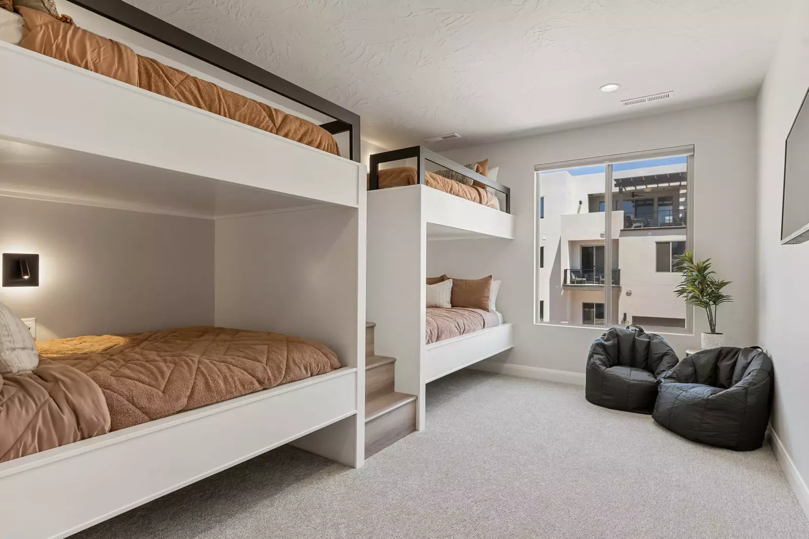 2 Double/Double Bunk Beds