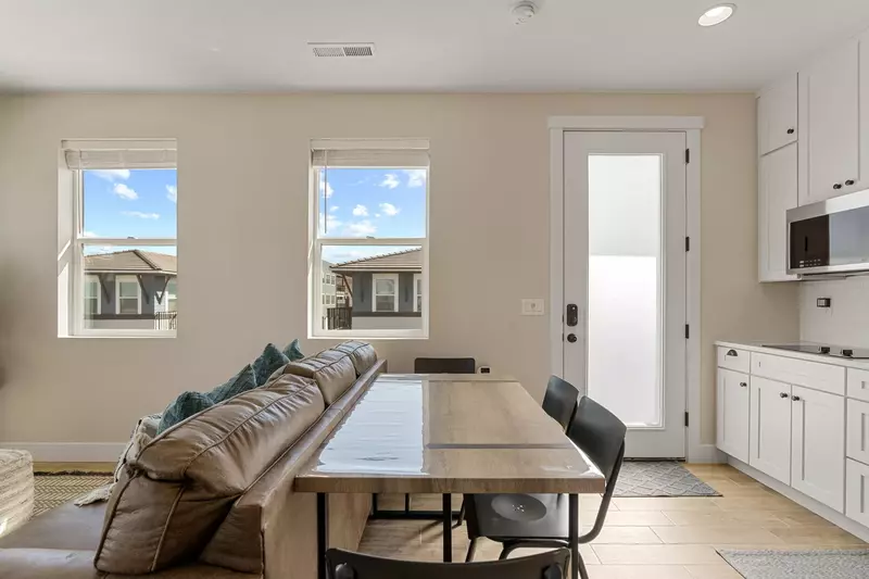 Casita - Dining Area