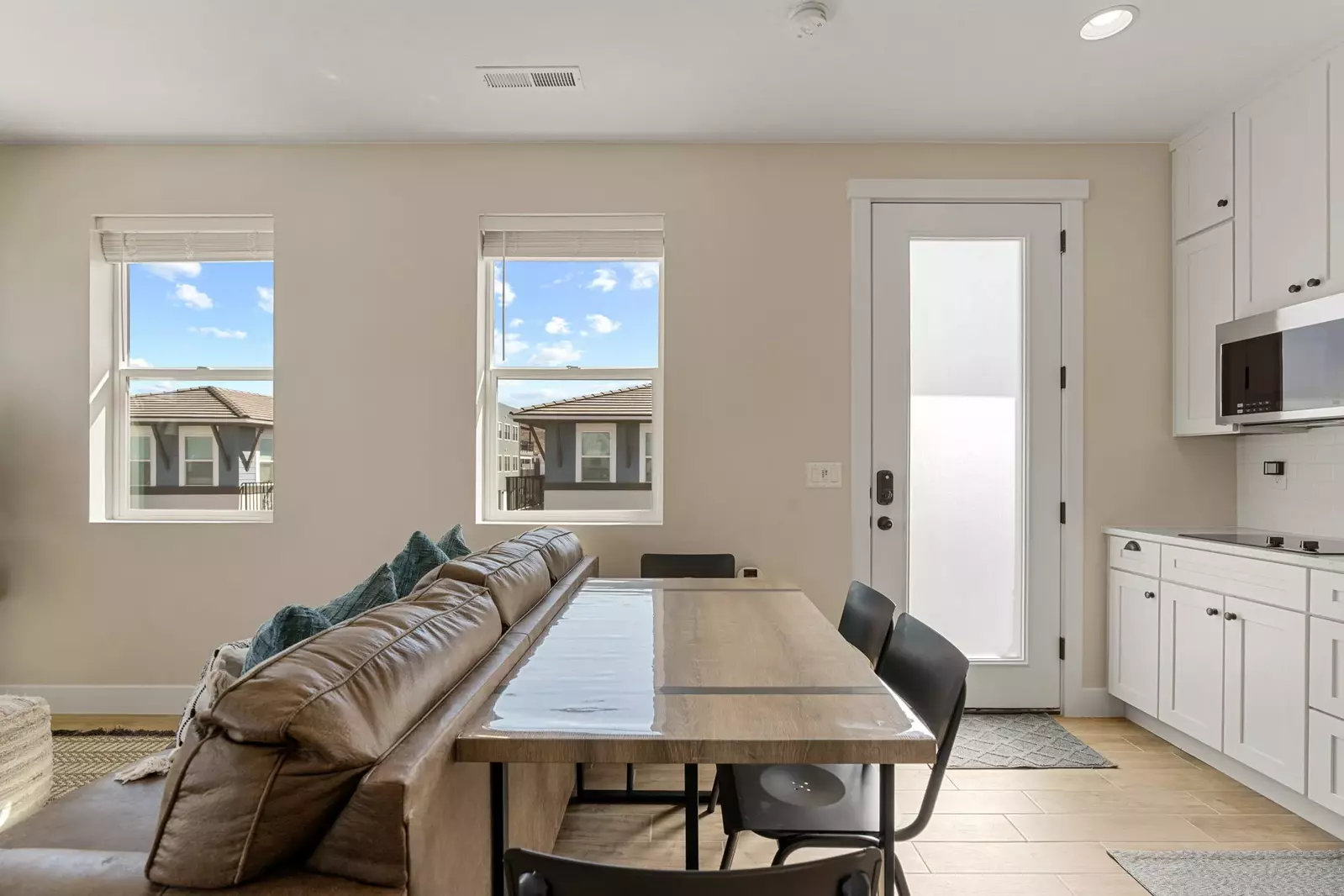 Casita - Dining Area