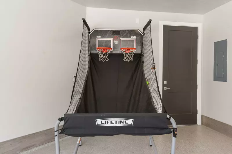 Basketball Shoot Out