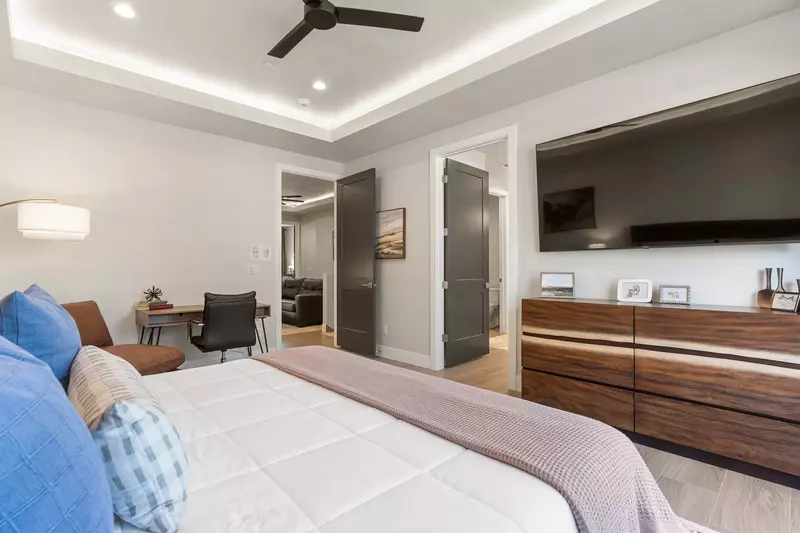 King Bedroom