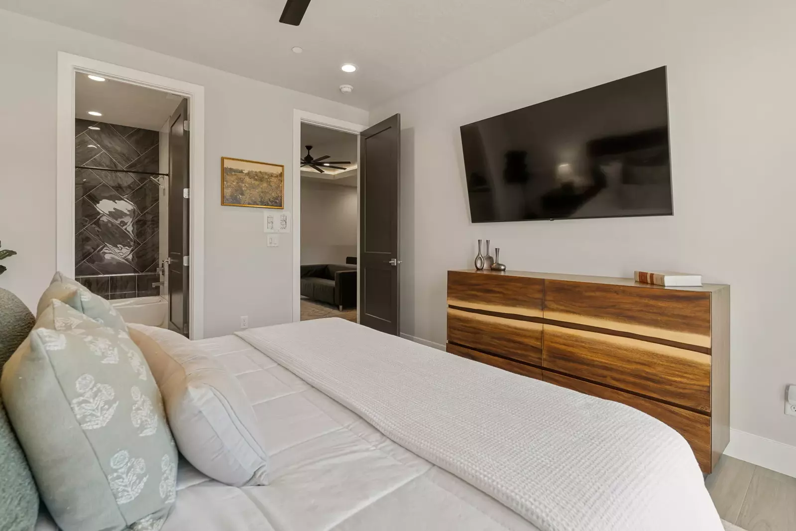 King Bedroom