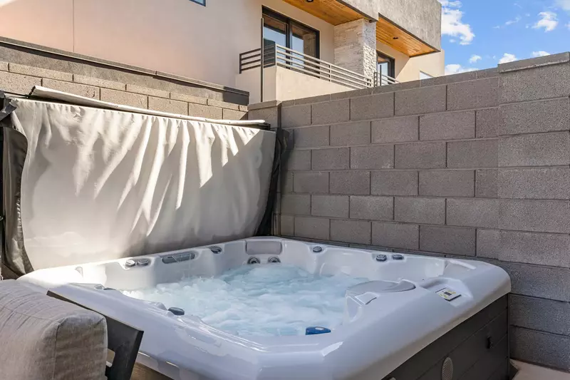 Private Hot Tub