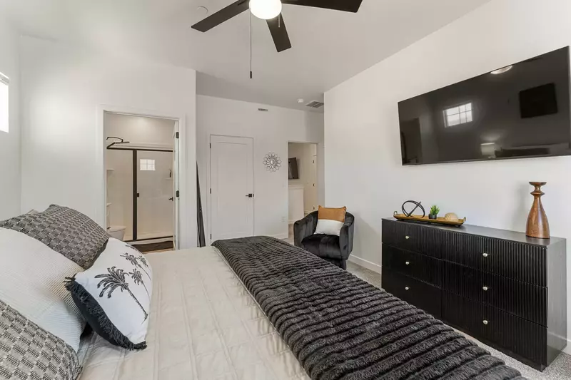 King Bedroom