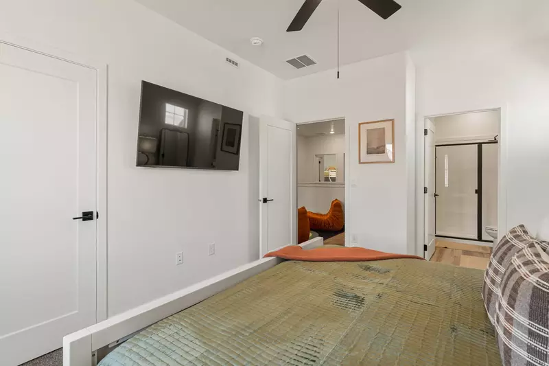 King Bedroom