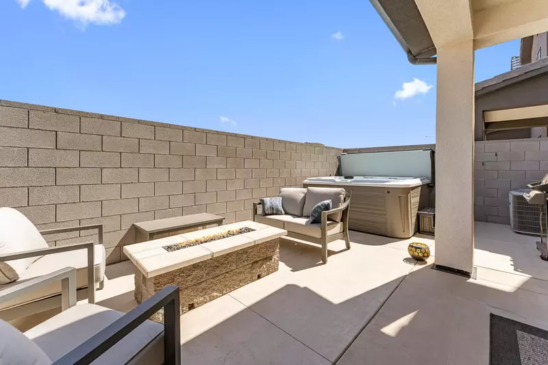 Outdoor Seating + Fire Table