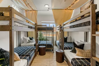 4 Twin/Twin Bunk Beds