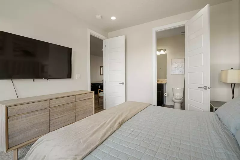 King Bedroom
