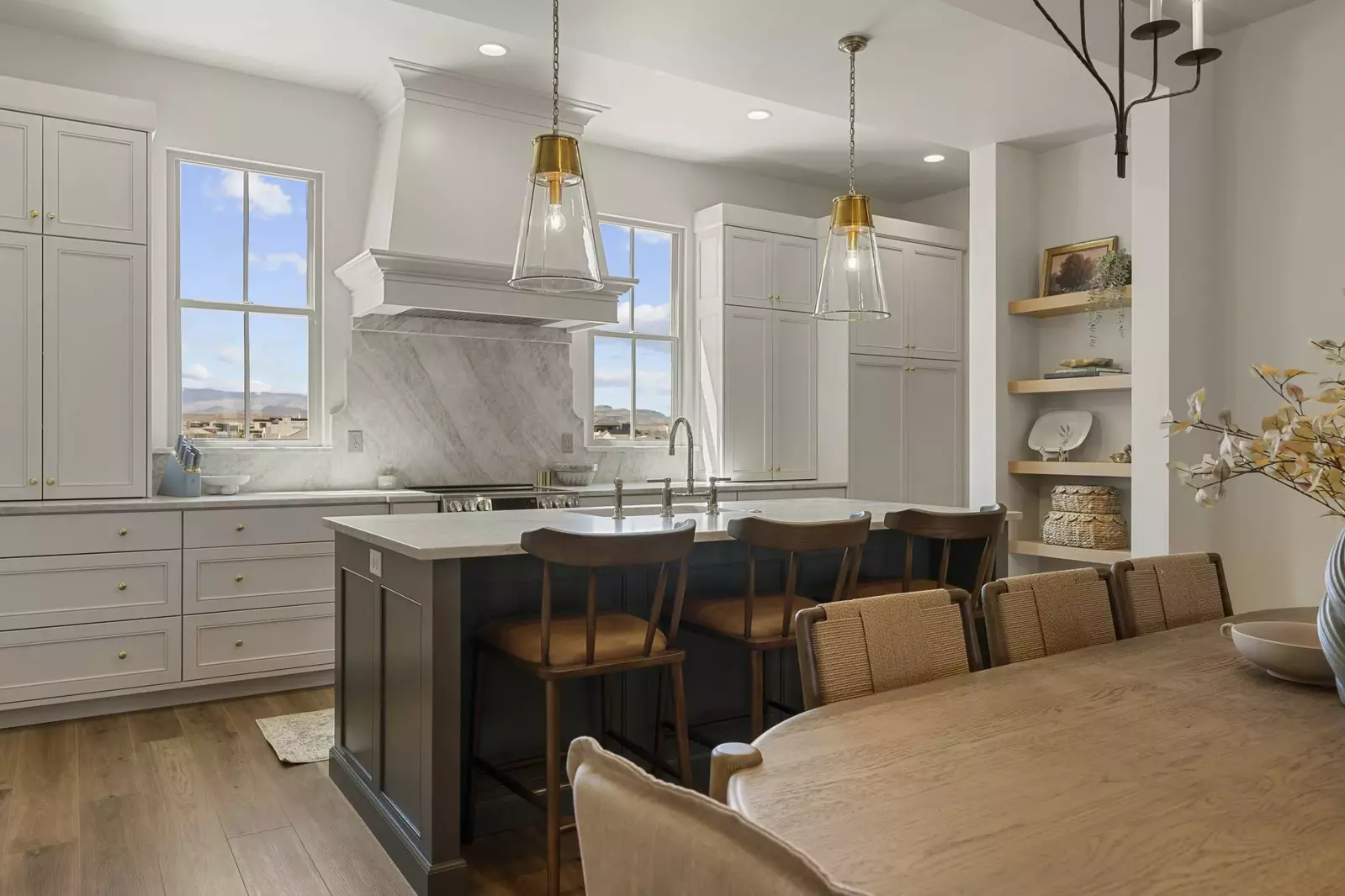 Fully Equipped Kitchen + Dining Area