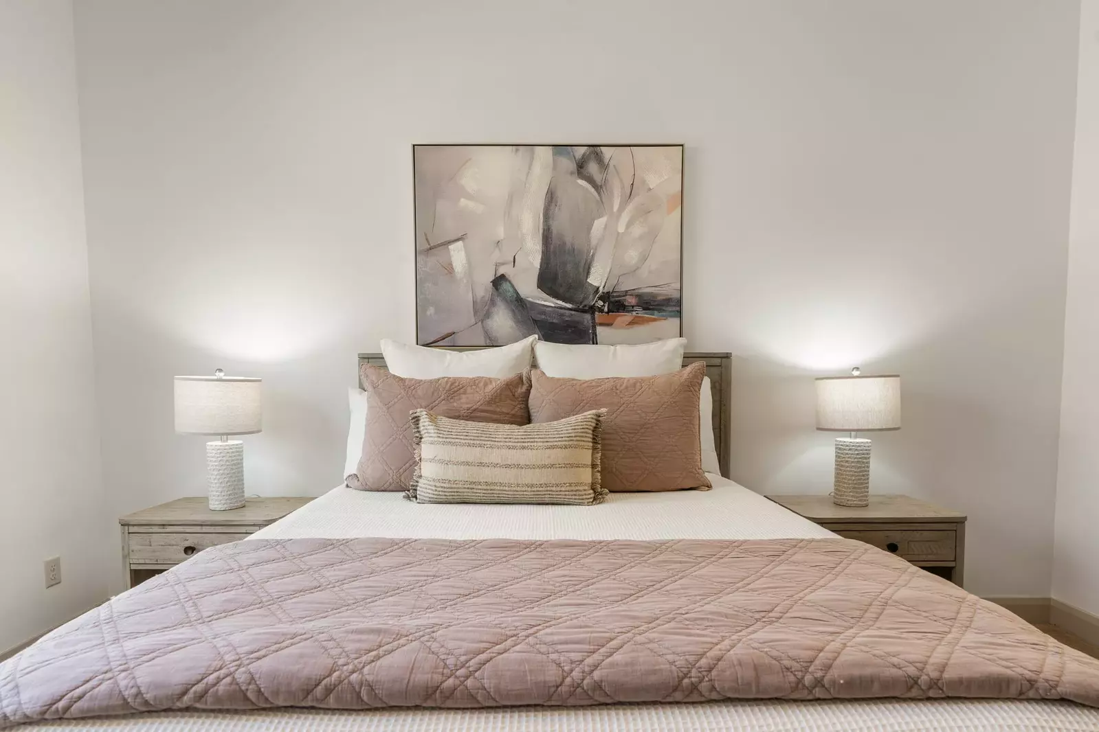 Queen Bedroom