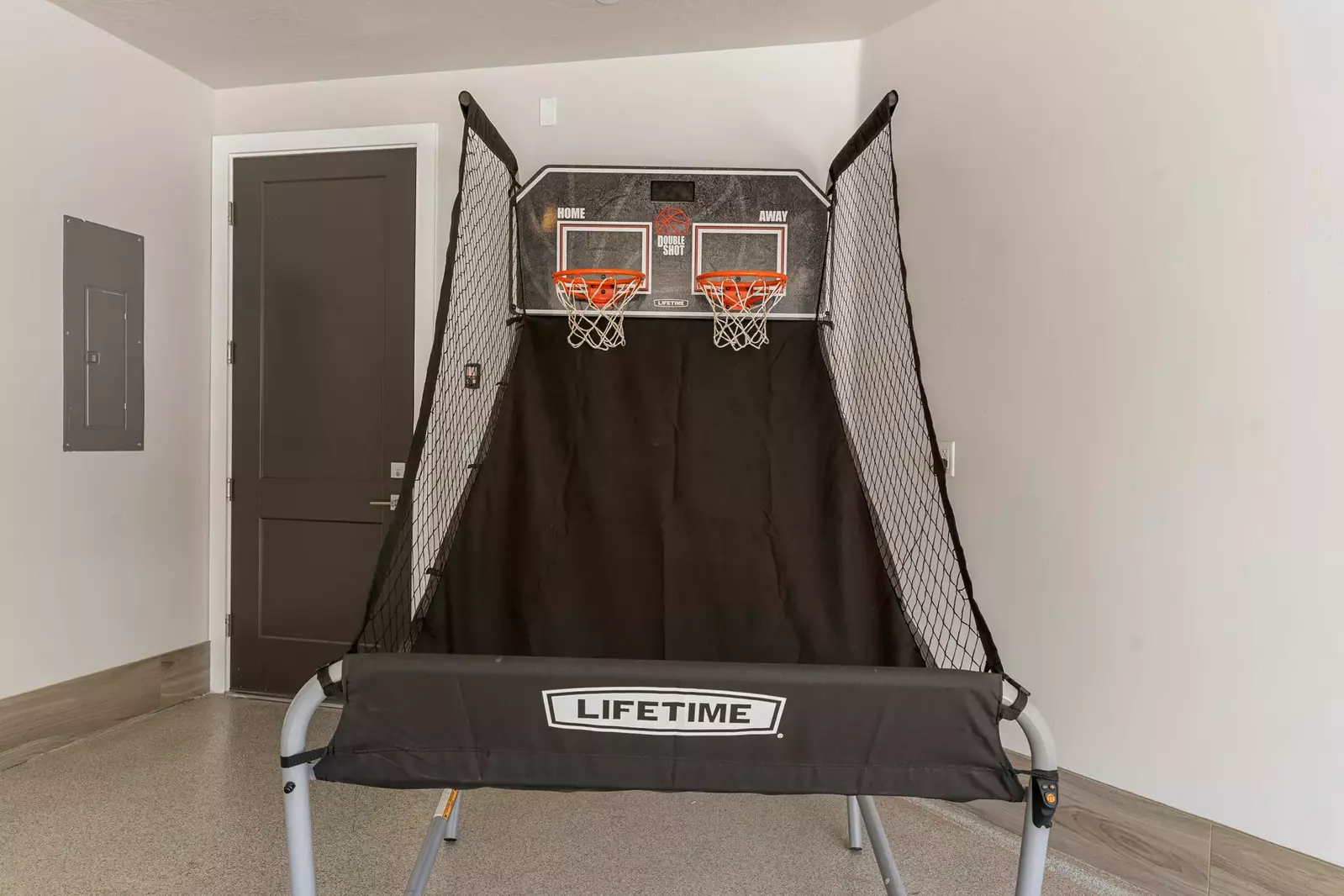 Basketball Shoot-Out