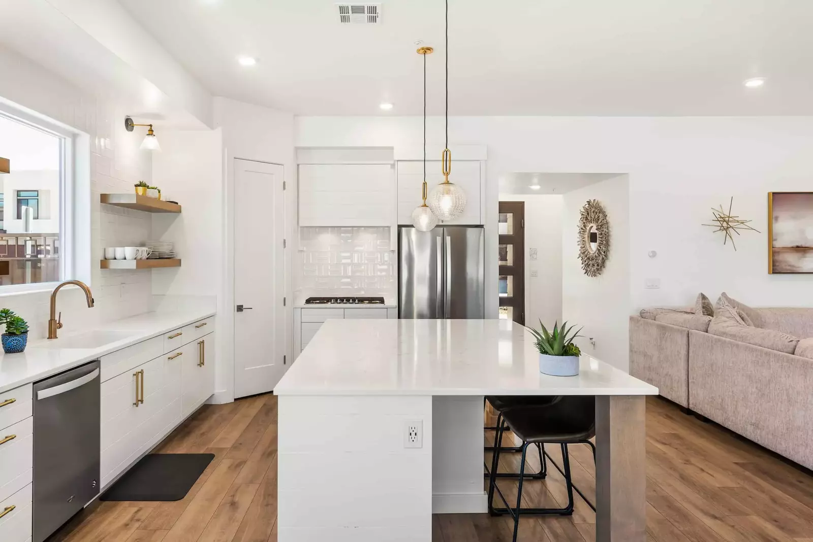 Kitchen and Living Room Area