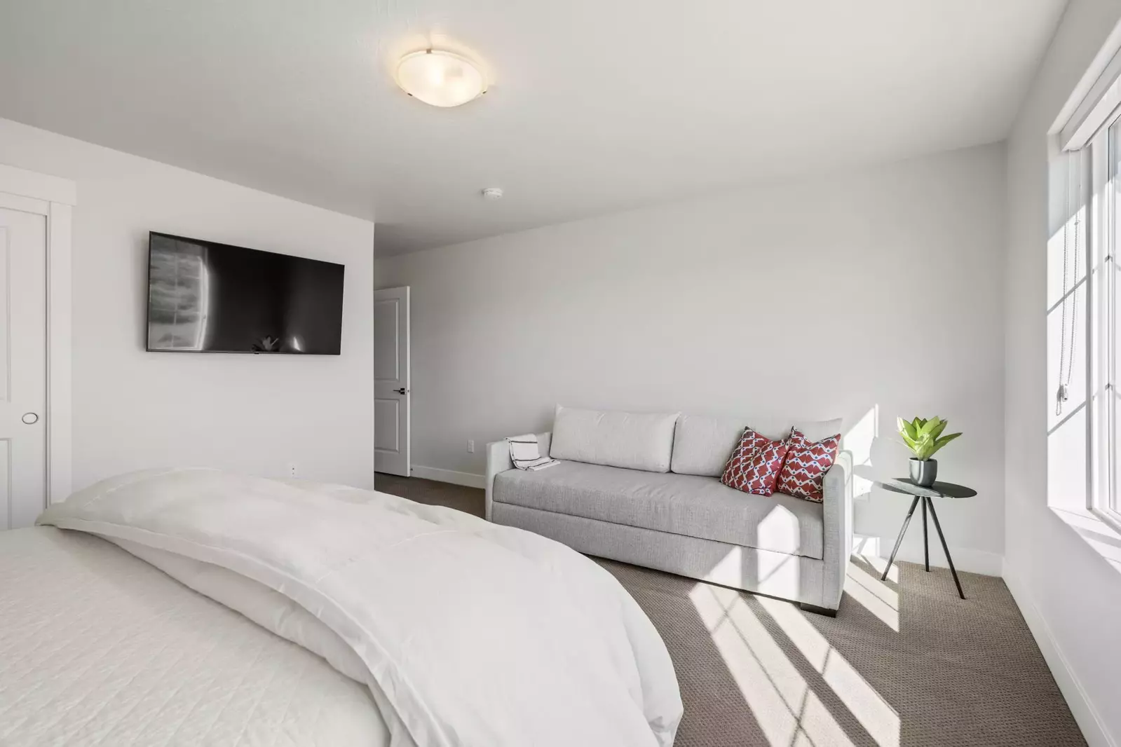 King Bedroom and Queen Sofa Sleeper