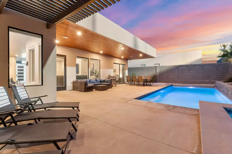 Private Pool and Hot Tub