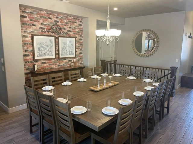 Dining Seating for 16