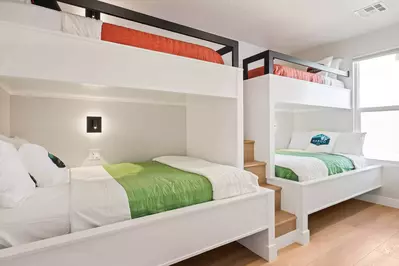 2 Twin/Double Bunk Beds