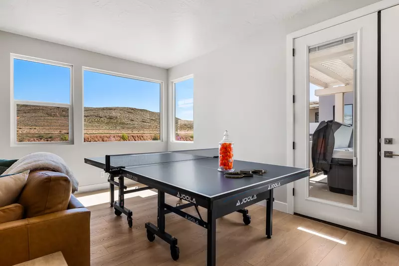 Loft / Ping Pong Table