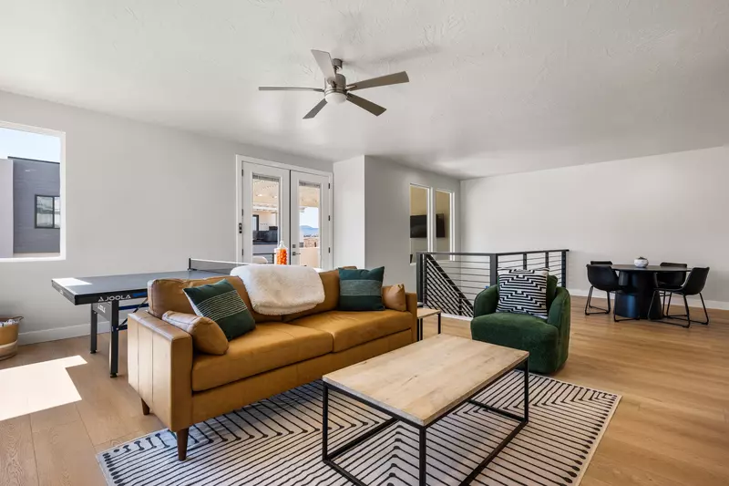 Loft / Ping Pong Table