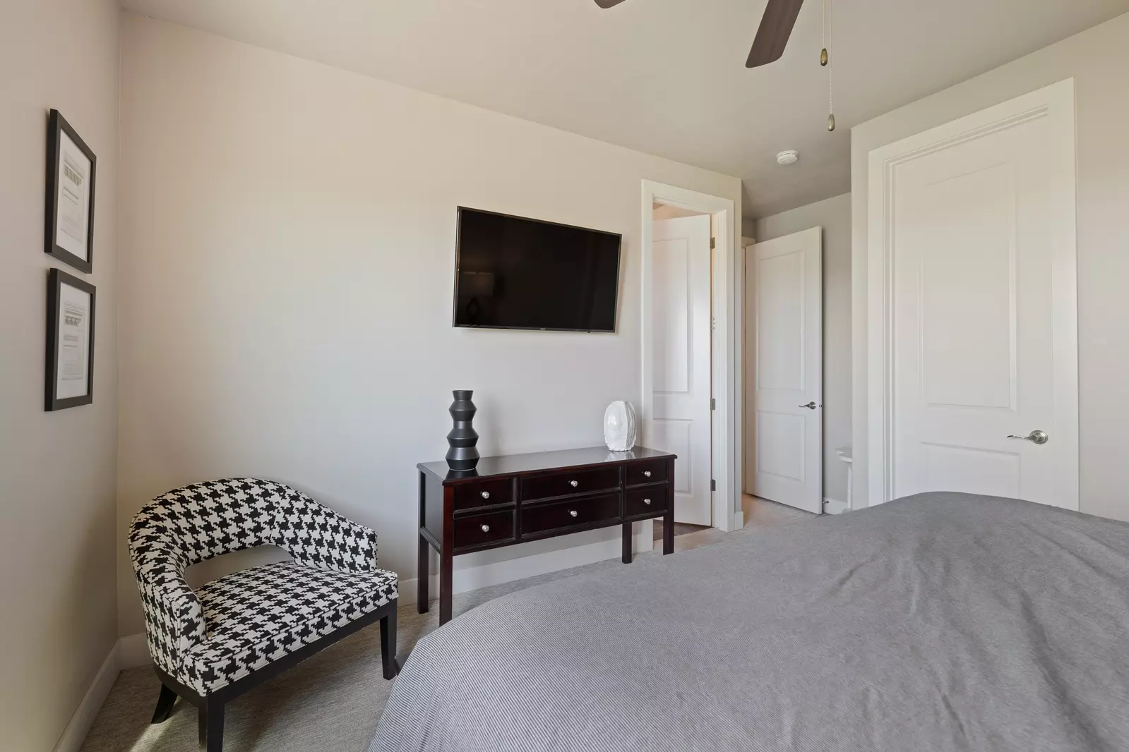 King Bedroom
