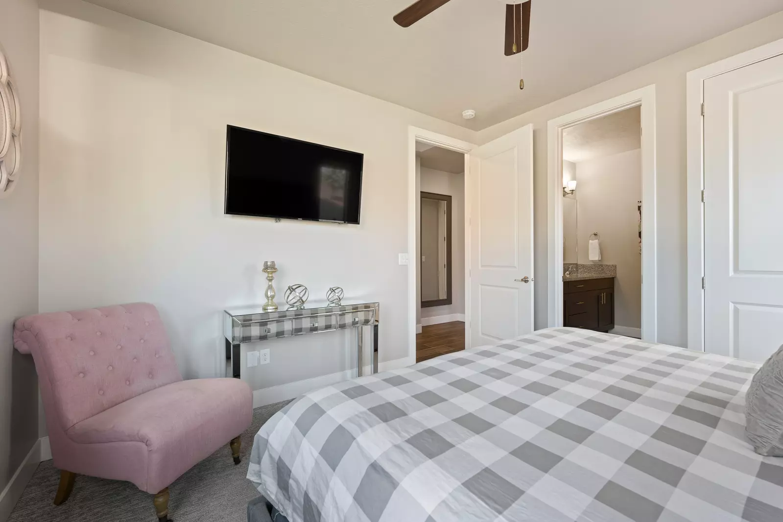 King Bedroom
