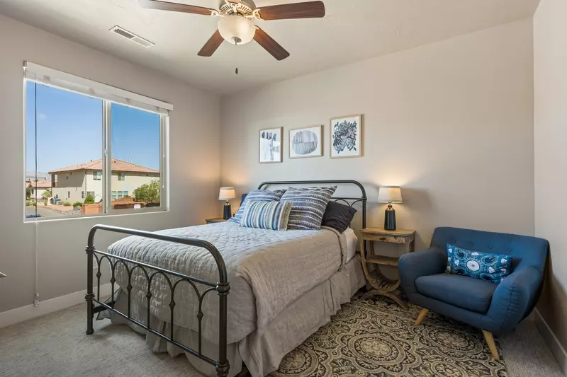 Queen Bedroom