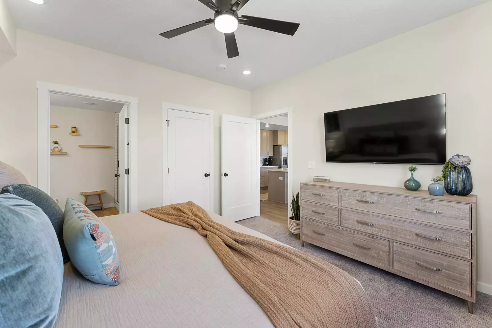 King Bedroom